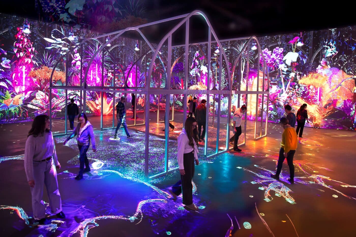 Moment immersif dans la Serre des Mondes au Futuroscope